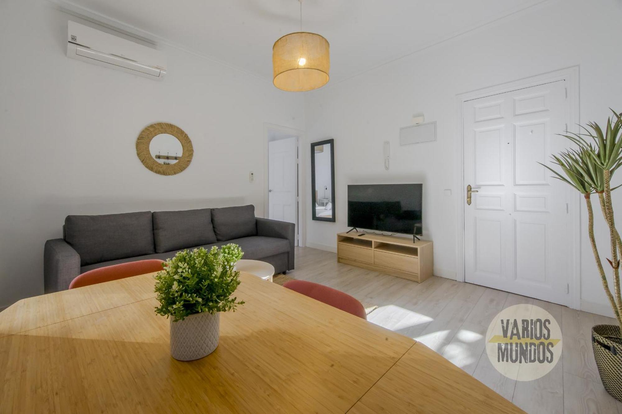 Elegant Apt Para 4Pax En Las Letras-Cortes Madrid Ngoại thất bức ảnh